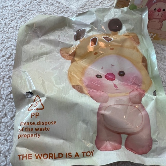 JATOYS Animal Party Blind Box Figure – OYO Rabbit - Picture 5 of 11